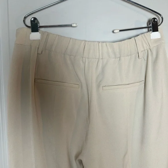 Vince Ankle Pull On Pleated Straight Leg Lightweight Cream Pants, Large - Picture 6 of 10